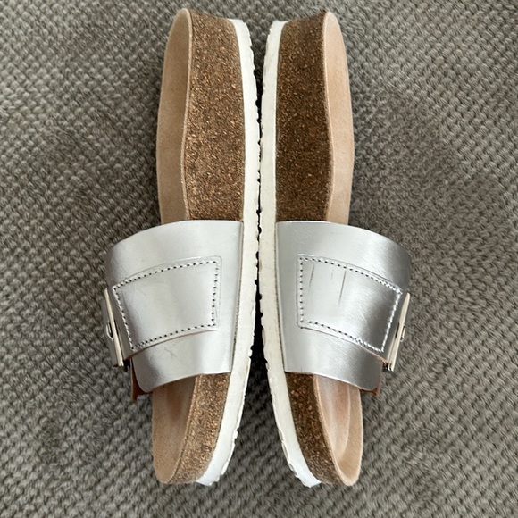 Mephisto silver leather Mabel sandals, size 39 (US 8.5) - Picture 2 of 9